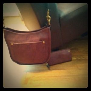 Frye Leather Cross Body Bag w/ Matching. Wallet